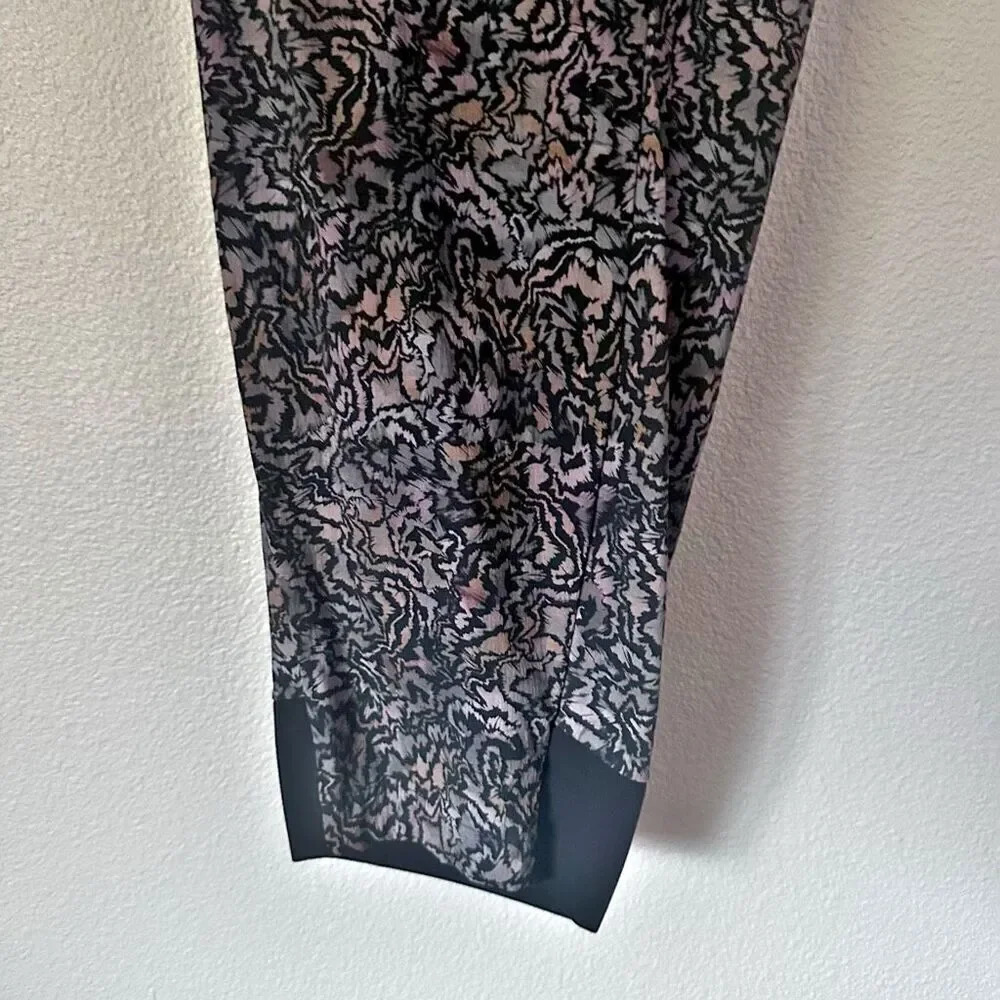 ATHLETA | Trekkie North Pants Kinetic Abstract Black Joggers Plus | Size 22 - Picture 7 of 9